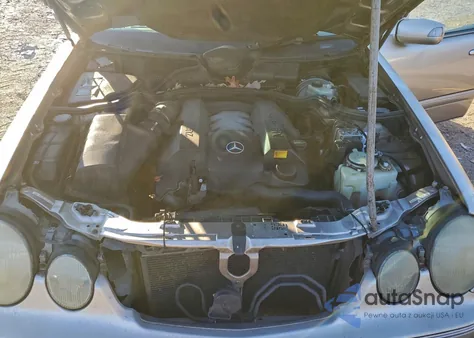 2002 Mercedes-Benz E 320 из США, поврежденный, VIN WDBJF65J72B466358